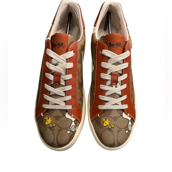 New in Box Women’s size 9 Coach Brown and Yellow Snoopy and Tweety Tie Up Flats - Picture 3 of 6